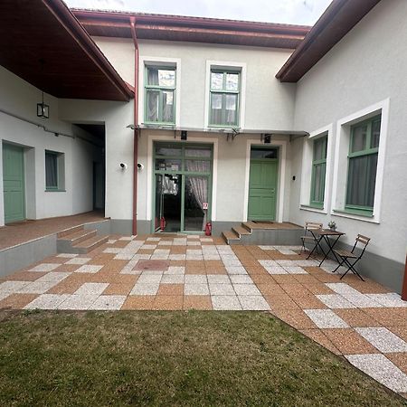 Casa 1901 Aparthotel Baia Mare Exterior photo